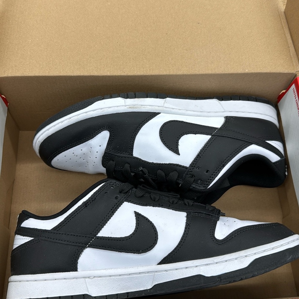 Nike Dunk Low Retro - Black and White